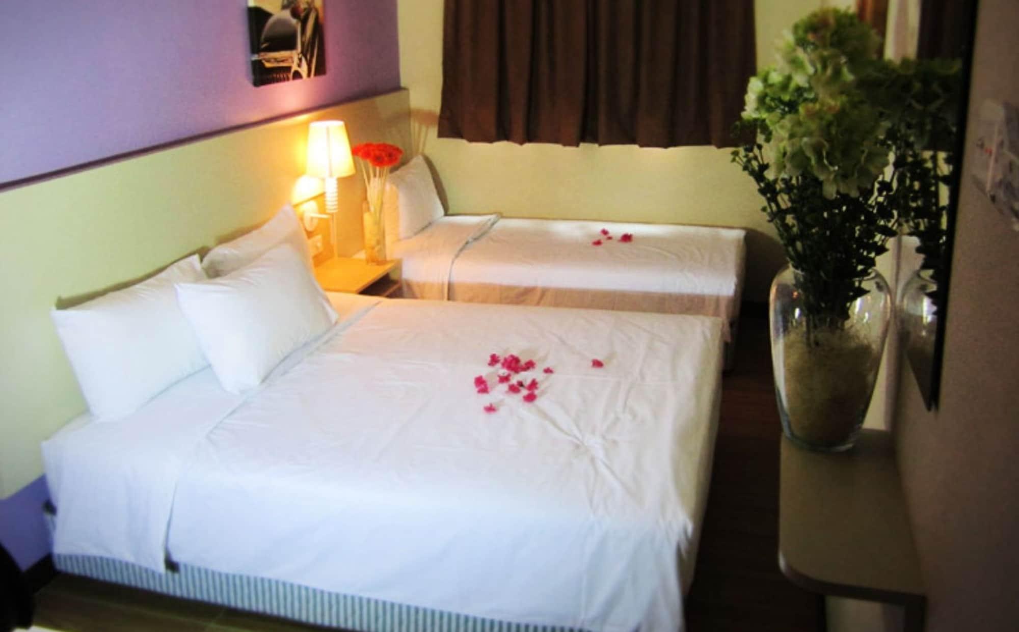Station Eight Inn Ipoh Ngoại thất bức ảnh