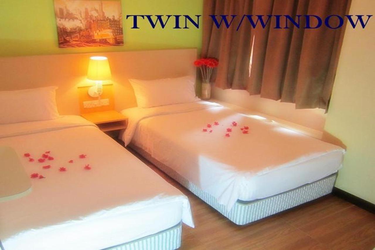Station Eight Inn Ipoh Ngoại thất bức ảnh